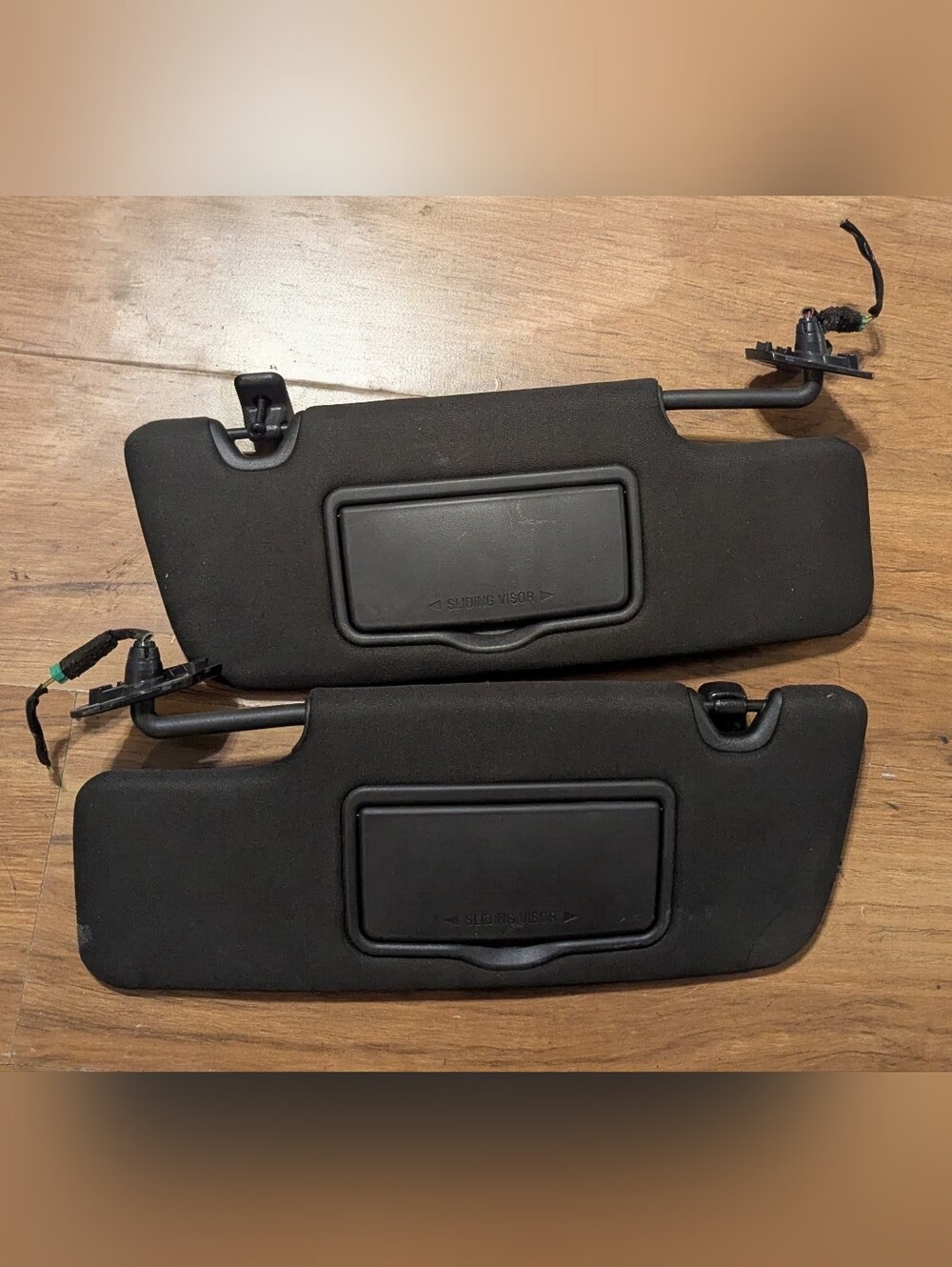 2011-2014 Ford Mustang Illuminated Sun Visor Pair Set OEM